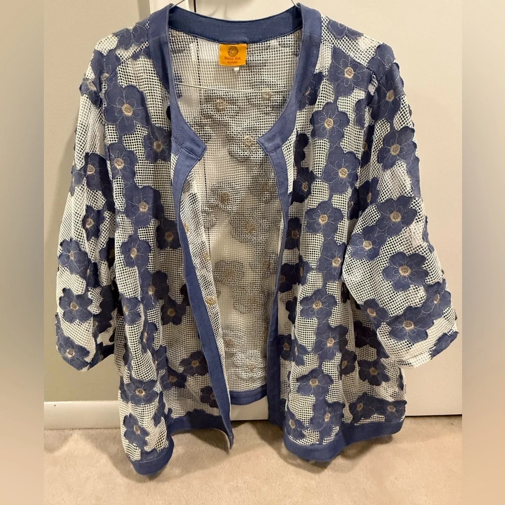 Ruby Rd. Blue and White Floral Jacket - Picture 1 of 2